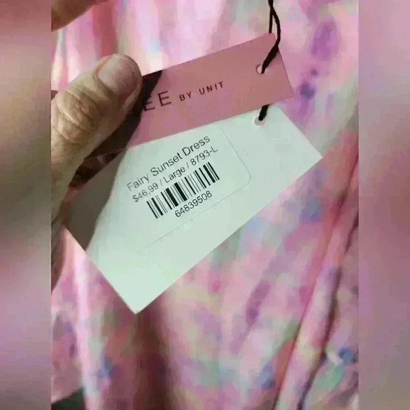 NWT Andre by Unit pastel tye-dyed off the shoulder lined dress in size Large. - Picture 9 of 9